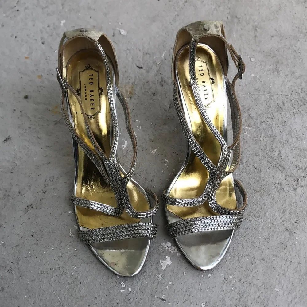 Ted  Baker Tilbey heels